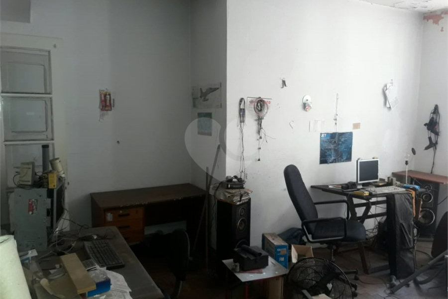 APARTAMENTO DE 3 QUARTOS À VENDA NO PARAÍSO