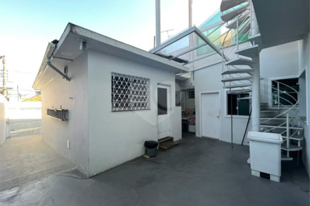 Sobrado à venda com 3 suítes em Vila Oratório, São Paulo, SP