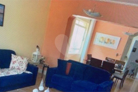 Sobrado na Mooca com 246m2 com 3 dorm e 2 vagas.