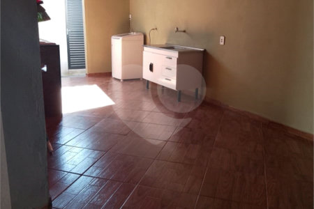 Casa a venda com 2 dormitorios sendo ! suite em iIbate