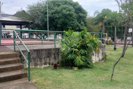 CONDOMÍNIO VALE DAS PALMEIRAS - CASA 3 QTOS + SUITE + PISCINA + GARAGEM 4 CARROS + ENERGIA SOLAR