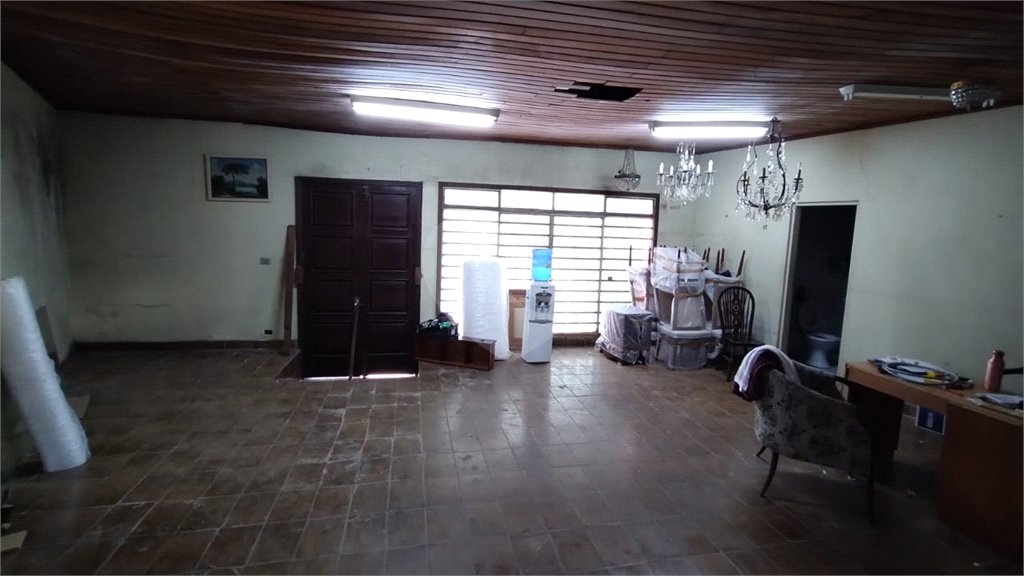 Galpão á venda - Saúde