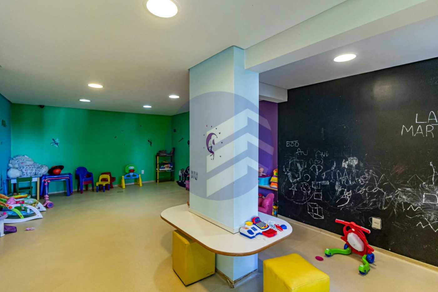 Apartamento à venda com 3 quartos, sendo 1 suíte, em Jardim Esmeralda, São Paulo - SP