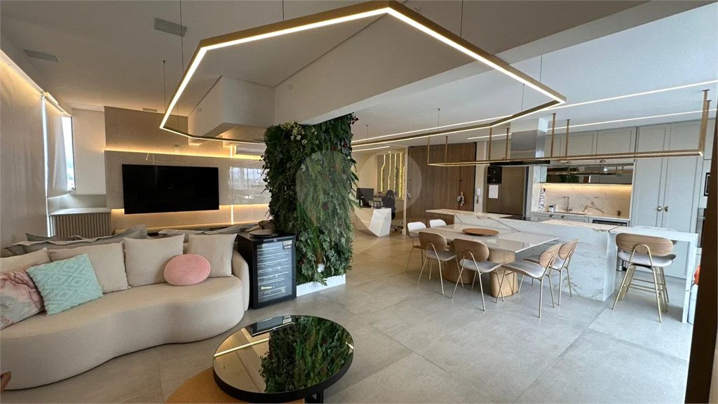 Apartamento de 140 m², 2 dormitórios sendo uma suìte, 3 vagas - Campo Belo/SP.