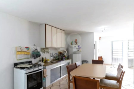Casa a venda na Região da Saúde