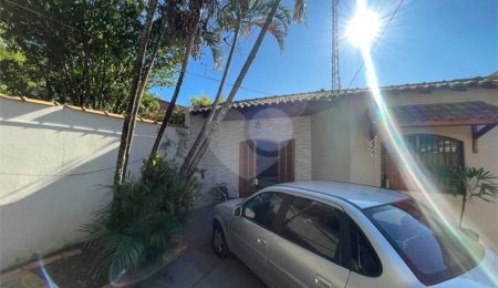 Casa à venda com 2 quartos em Jardim Bandeirantes, São Carlos, SP