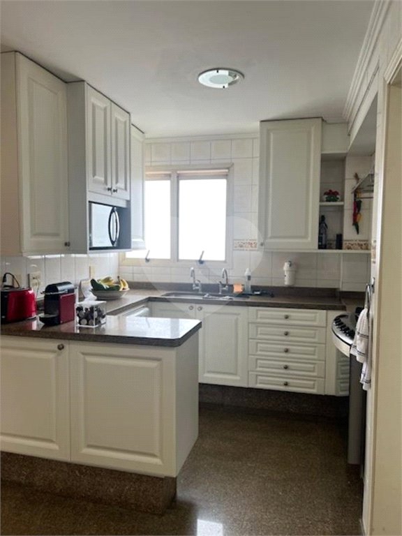 Apartamento à venda com 4 suítes em Santa Cecília, São Paulo, SP