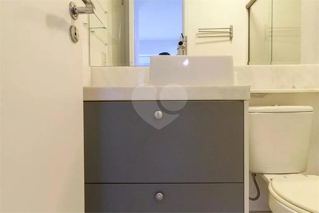 Apartamento com 43m² na região do Campo Belo em São Paulo - SP.