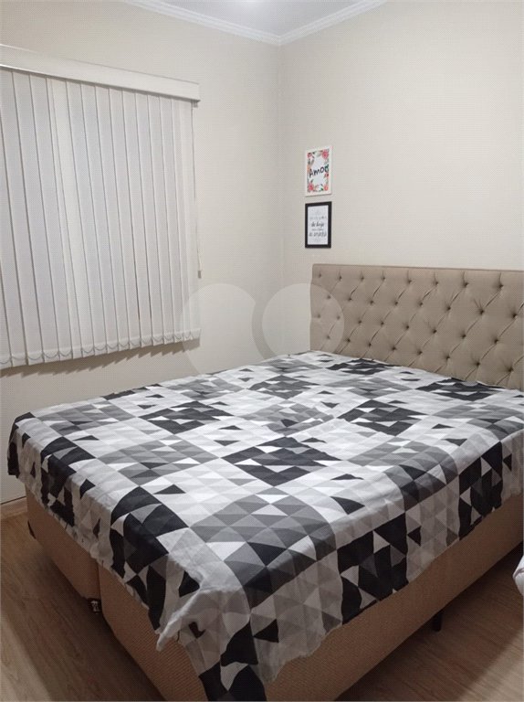 Apartamento com 2 dormitórios