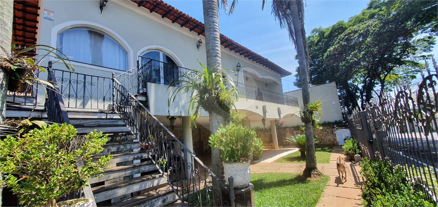 Linda casa Palmas do Tremembé!