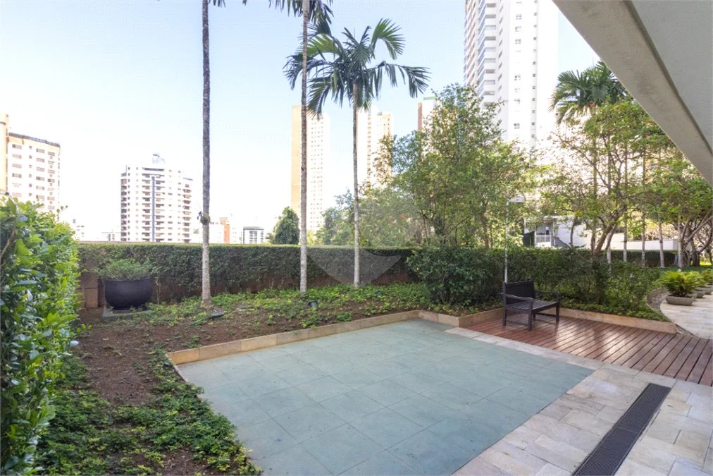 Vila Andrade / Jardim Sul - 4 dormitórios | 2 suítes | 3 vagas | depósito