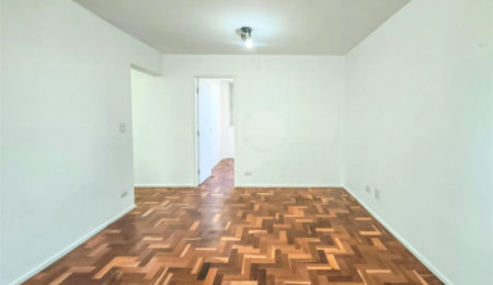 Apartamento à venda com 3 quartos, sendo 1 suíte, em Interlagos, São Paulo, SP