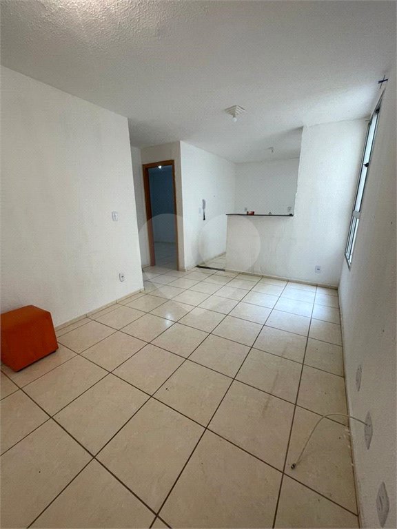 Apartamento no Condomínio Monte Everest.