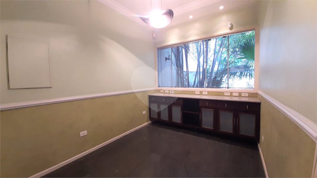 Casa Térrea à venda com 4 quartos, sendo 2 suítes, em Chácara Monte Alegre, São Paulo, SP
