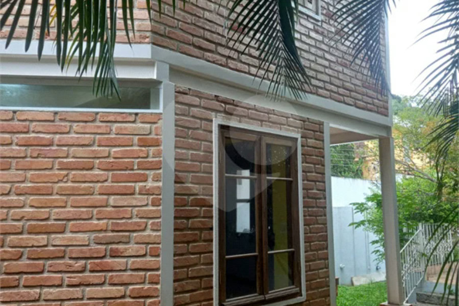 Casa com vista para a Serra