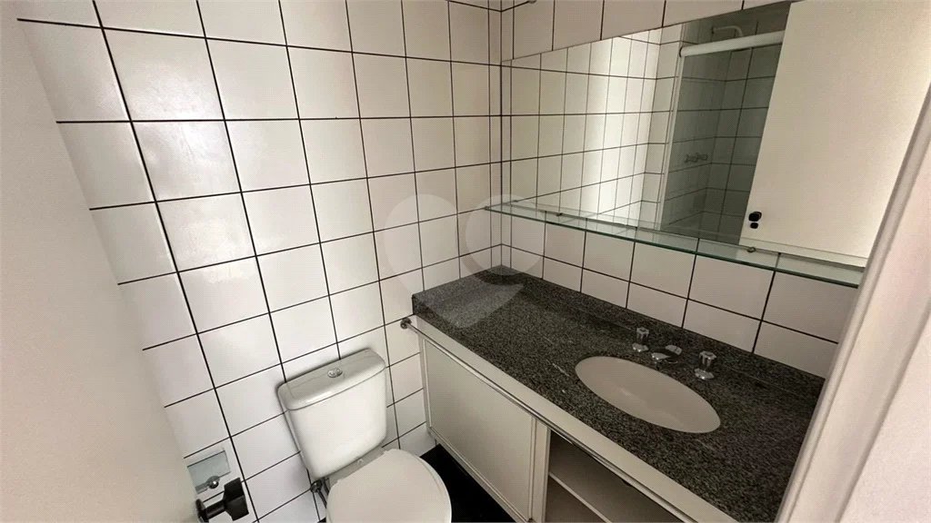 Apartamento 2 quartos (1suíte) 1 vaga na rua Piracema próximo a Saint Tropez