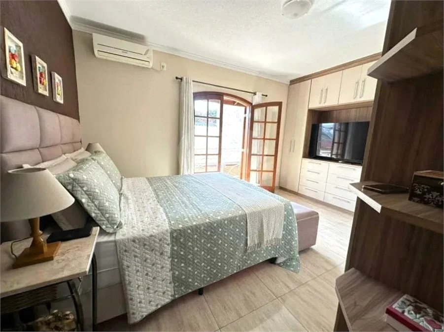 Casa a Venda no Jardim Melle em Vinhedo/SP