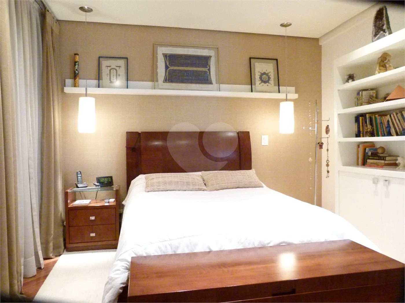 Cobertura Duplex com 126,metros quadrados próximo ao Shopping Pátio Paulista.