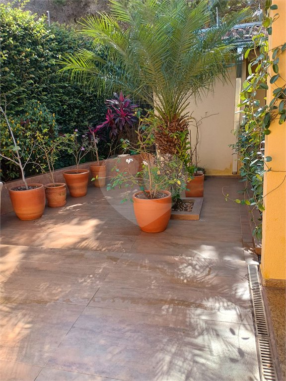Sobrado com 3 quartos à venda com área gourmet completa e 5 vagas de garagem – Santa Marta - São Carlos/SP