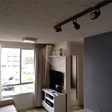 Apartamento à venda com 2 quartos no condomínio Pitangueiras, Hortolândia - SP