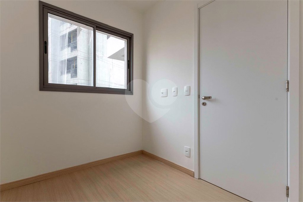 Apartamento de 37m² com 2 dormitórios.