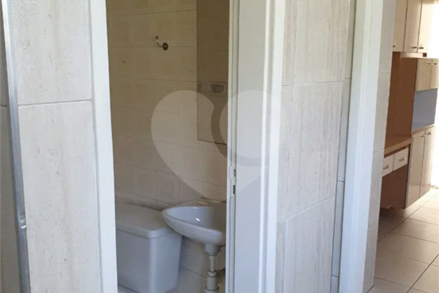 Apartamento a venda com 2 dormitórios e 1 vaga no Tremembé