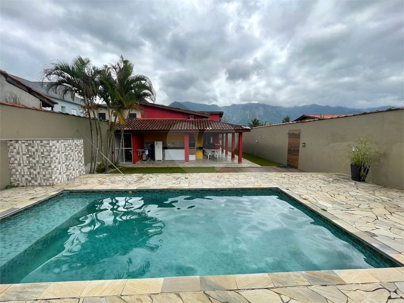 Casa à venda com 2 quartos, sendo 1 suíte,  em Morada da Praia, Bertioga, SP