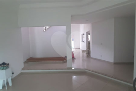 Sobrado com vista cinematográfica no Condomínio Villagio Capriccio/ Louveira- SP.