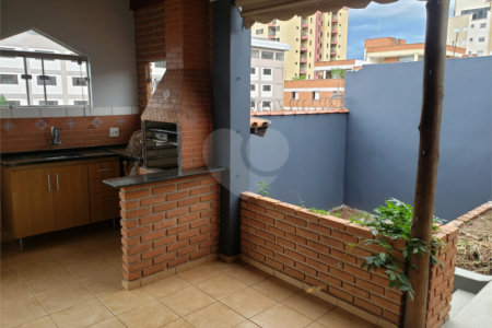 Casa à Venda na Região Central de São Carlos - Excelente Localização