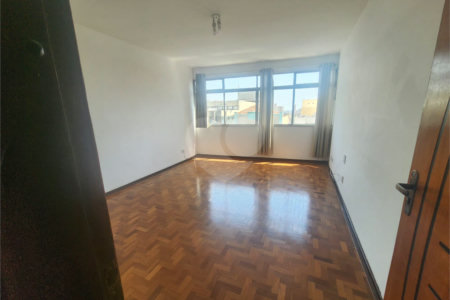 Apartamento no Edifício São Carlos