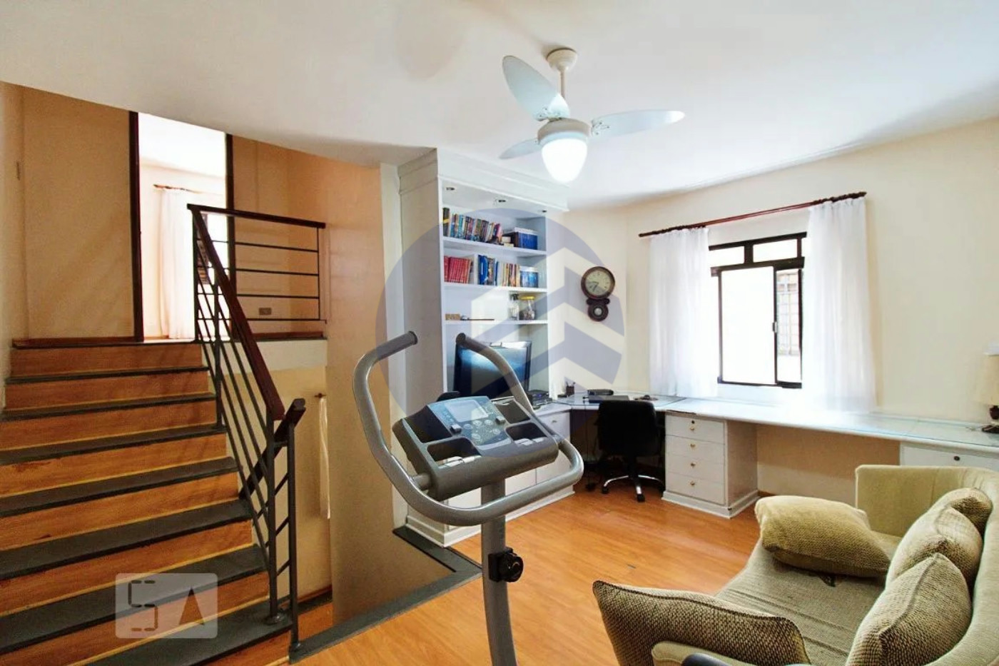 Casa para alugar com 3 quartos, sendo 1 suíte, em Jardim Monte Kemel, São Paulo - SP