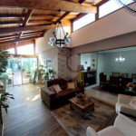 Casa residencial com ponto comercial a venda no Centro