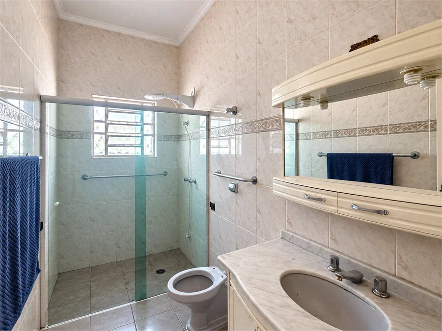 Casa Térrea à venda com 3 quartos, sendo 2 suítes,  em Brooklin Velho, São Paulo, SP