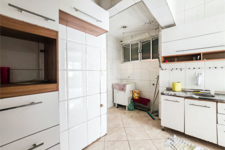 Apartamento - Bela Vista - 2 Quartos / Dormitórios - Venda / Compra