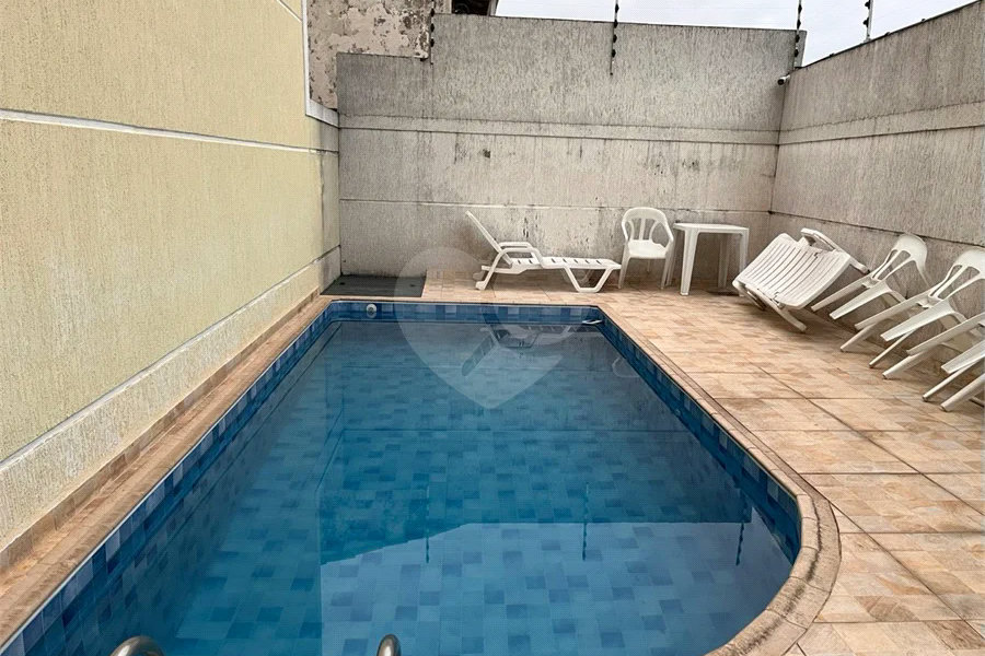 SOBRADO PARA VENDA EM CONDOMINIO FECHADO NA CASA VERDE.