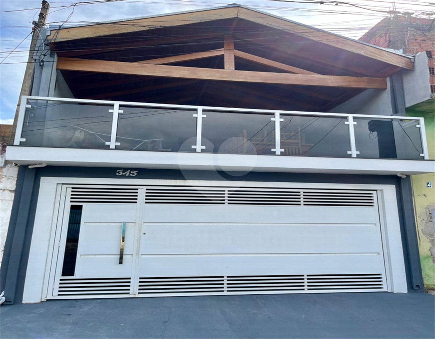 Sobrado à venda com 3 quartos em Cidade Aracy, São Carlos, SP
