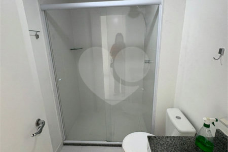 Apartamento à Venda na Rua Catumbi – 33m²