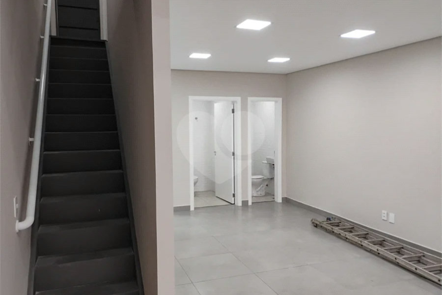 Aluga-se Salão Comercial na Vila Mascote