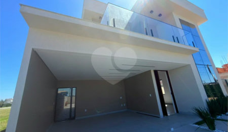Casa à venda com 4 quartos, sendo 3 suítes,  em Ogiva, Cabo Frio, RJ