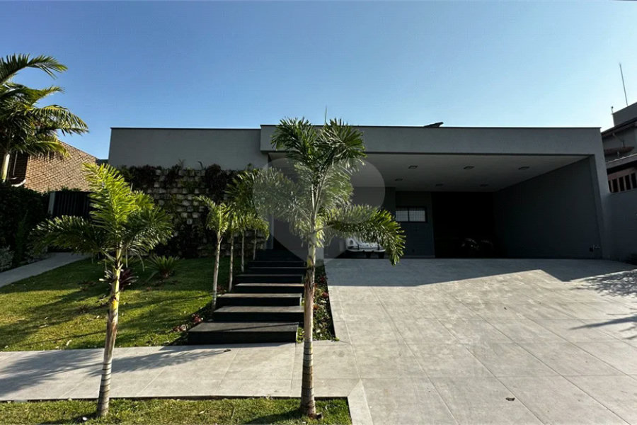 Casa de altíssimo padrão à venda no Condomínio Park Campestre I em Piracicaba - SP.
