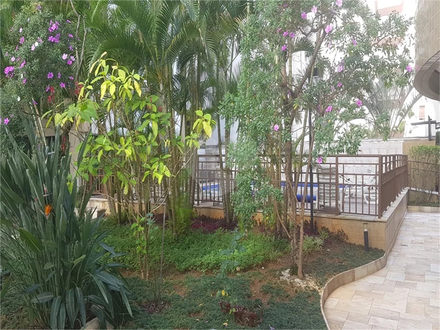 Apartamento á venda 4 dormitórios 1 suíte 2 vagas Rua Voluntários da Pátria em Santana, São Paulo/SP