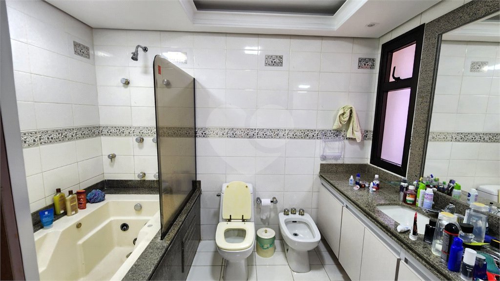 APTO 4 DORM (SUÍTES) E 5 GARAGENS NA SAÚDE