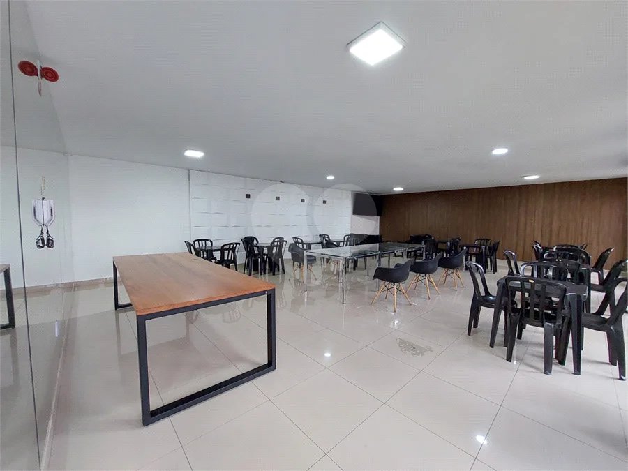 Charmosa unidade pronta para morar.
