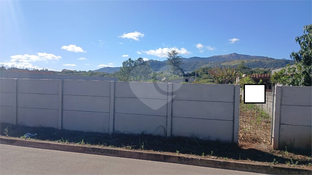 Terreno a venda no Jardim Estância Brasil com 1400m²