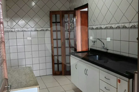 Apartamento à venda ou para alugar com 2 quartos, sendo 1 suíte,  no Centro, São Roque, SP