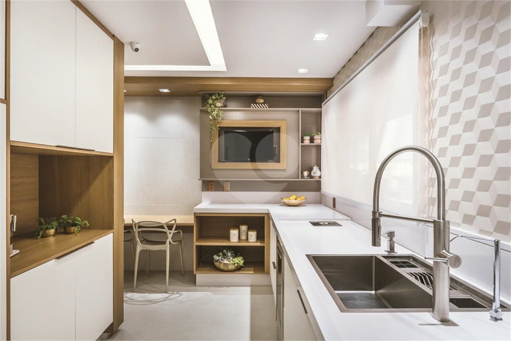 Cobertura de Alto Padrão no Mansão Imperial, 242 m², Acabamento Sofisticado e Estuda Permuta!