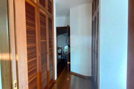 Casa á venda - Centro