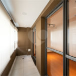 LINDO STUDIO DE 32M² PRÓXIMO DE TUDO