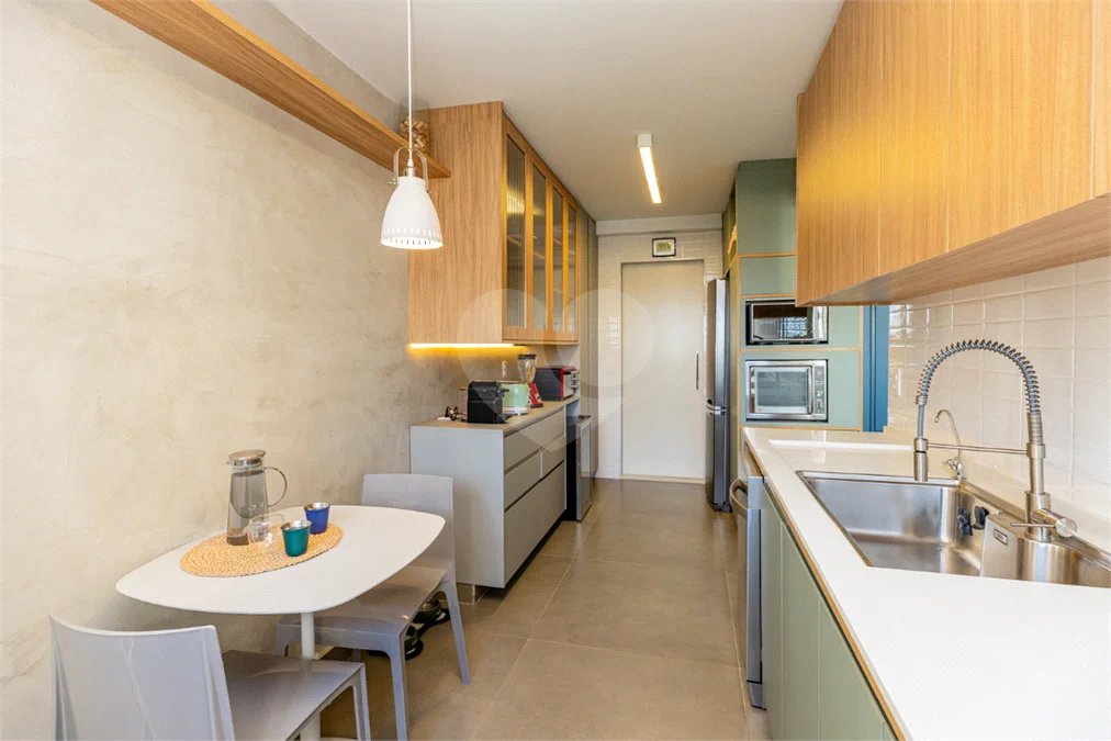 Apartamento à venda com 3 suítes em Alto da Boa Vista, São Paulo, SP