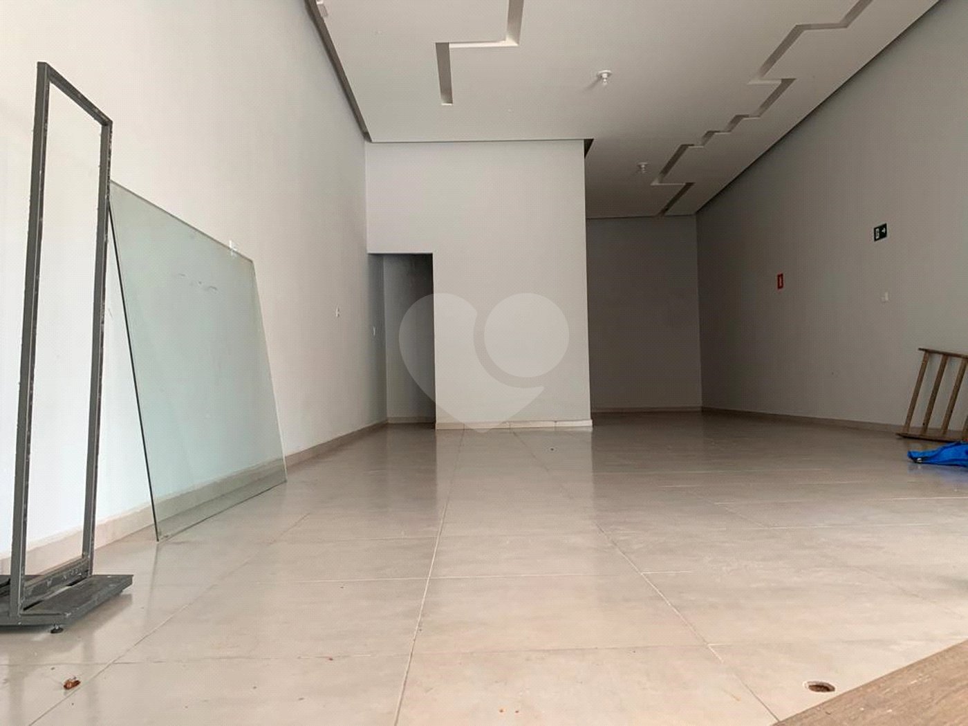 Salão Comercial 150m² na Lucas Nogueira Garcez - Atibaia - SP